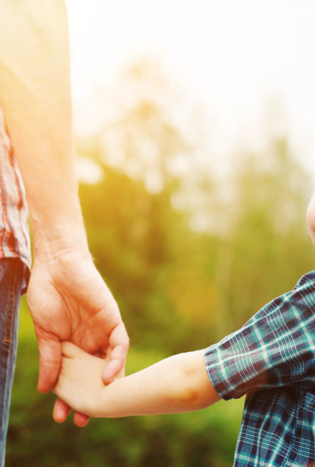 خطأ قاتل يقع فيه الاباء يدمر حياة الابناء