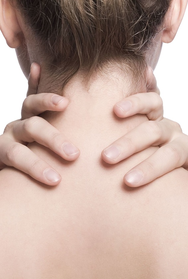 خطوات تبييض سطح الرقبة السوداء بسرعة 