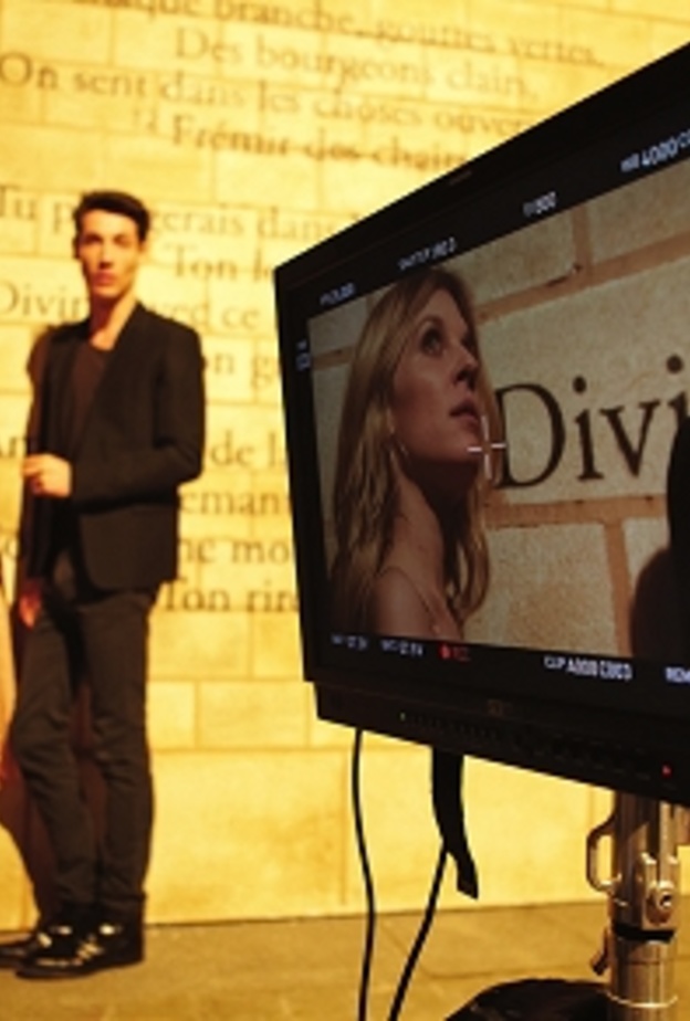 خلال التصوير