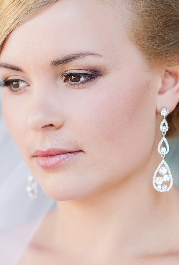 خلطة التوت البرى  تمنح العروس النضارة