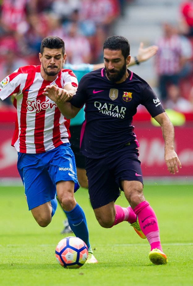 خماسية لبرشلونة في مرمى خيخون