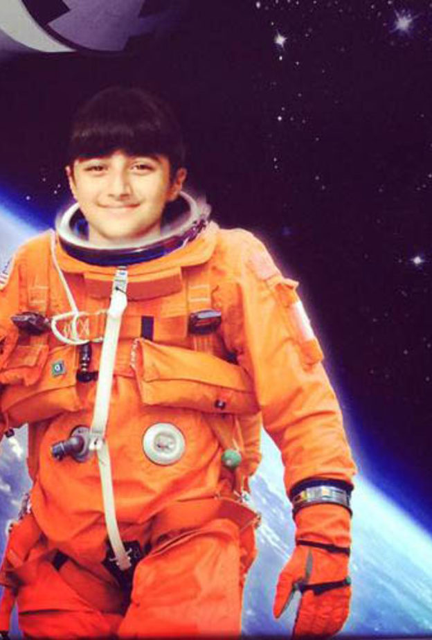 دانة البلوشي أصغر مخترعة إماراتية ومبتكرة في مجال الفضاء