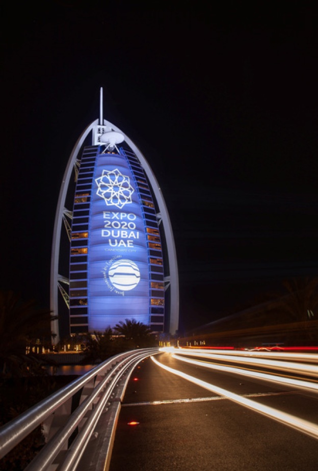  دبي تتألق - برج العرب