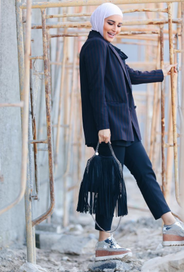 دلاليد بأرقى إطلالاتها