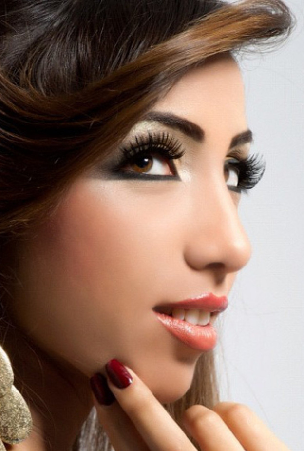 دنيا بطمة بعد عمليات التجميل