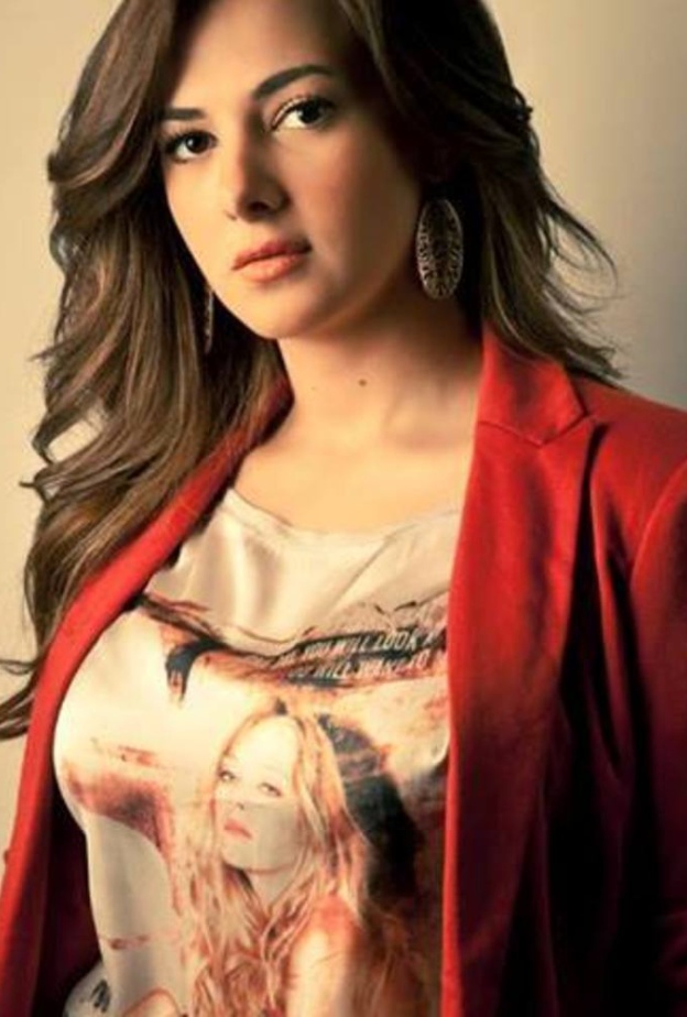 دنيا سمير غانم 