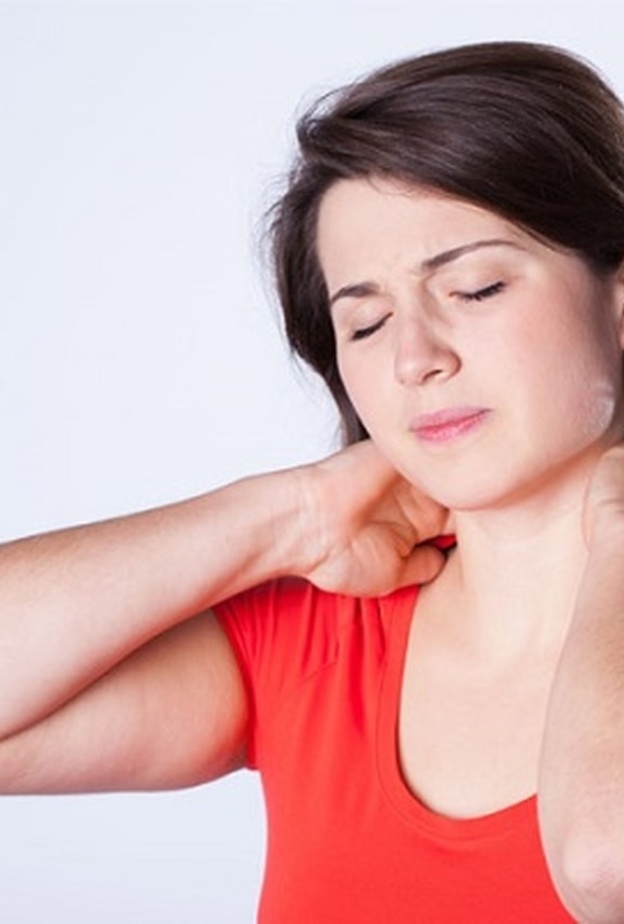  ألم العضلات أبرز أعراض نقص البيوتين