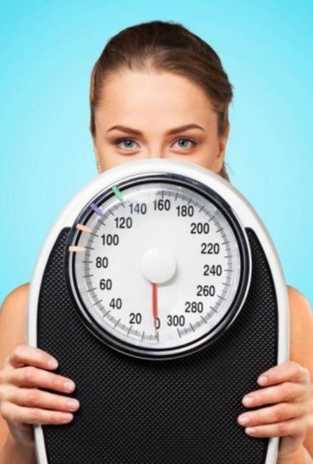 تفويت وجبة العشاء يساعد في خسارة الوزن