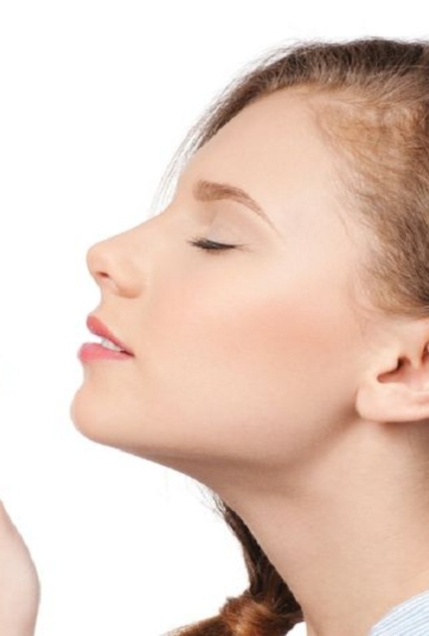 فقدان حاسة الشم يحدث بسبب الإصابة ببعض الأمراض