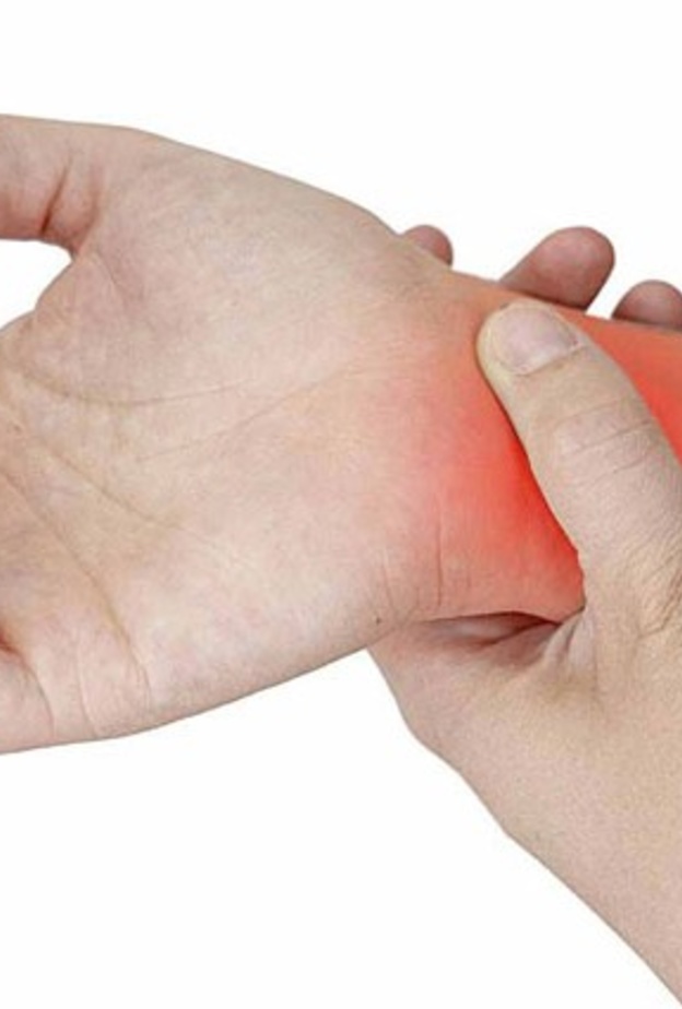  من أكثر الأطعمة التي تزيد من إلتهاب المفاصل هي السكريات