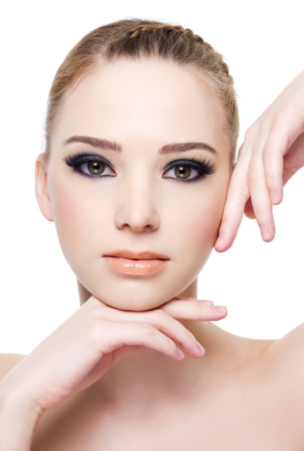 شرب المياه على الريق يطرد السموم من جسمك