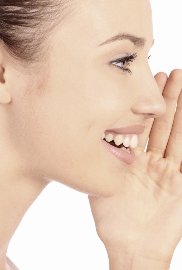 التدخين يؤثر على نبره و نقاء الصوت