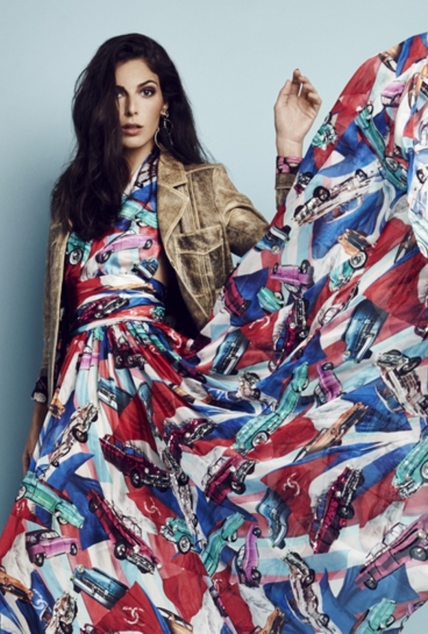 رزان جمّال ترتدي أزياء من شانيل