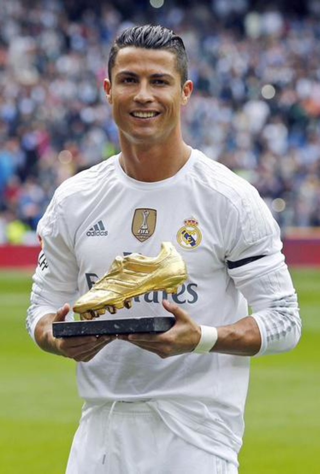 رونالدو نجم الملاعب