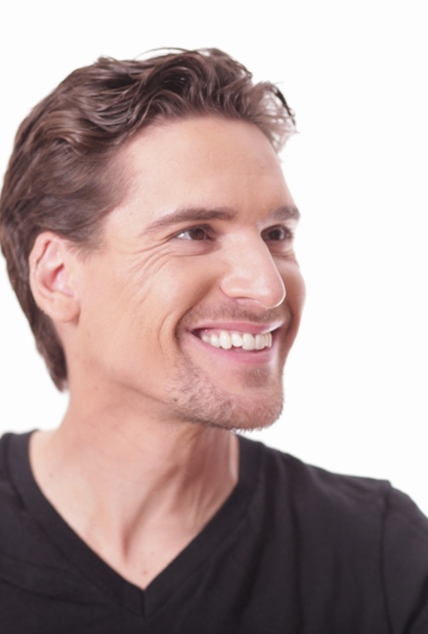 زراعة الشعر تزيد جاذبية الرجل و تصغر عمره