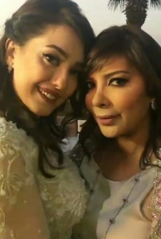 كندة علوش في زفافها