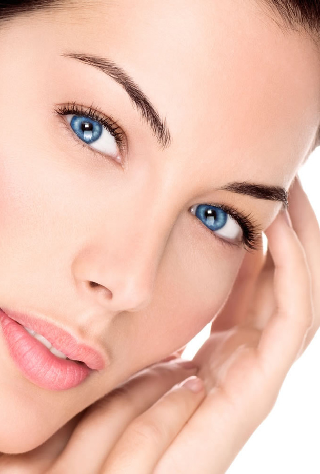 كل عروس ترغب بالحصول على بشرة تُبهر بها جميع مدعويها في يوم الزفاف