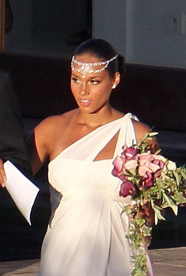 زينت اليشيا كيز مقدمة رأسها باكسسوار شعر ناعم