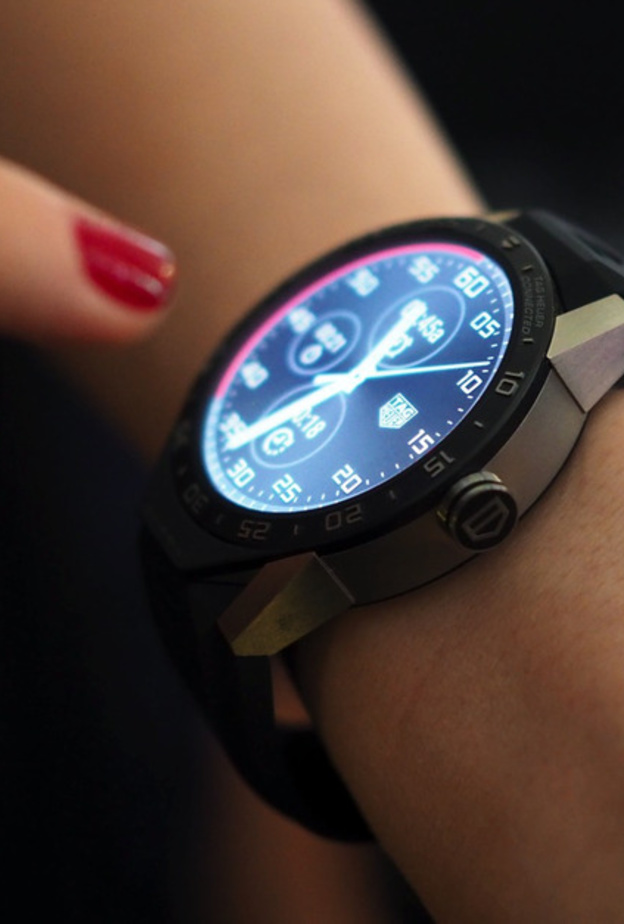 ساعة ساعة TAG Heuer Connected 