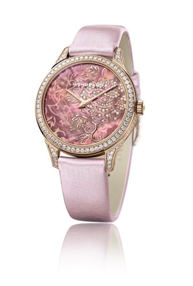 ساعات شانيل من مجموعة Boyfriend بجلد التمساح