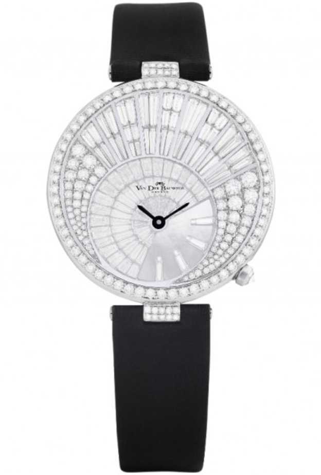 ساعة من فان كليف اند أربلز