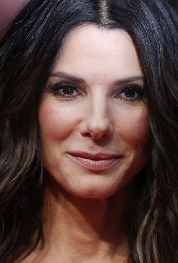 محظوظة بالعمل تعيسة بالحب