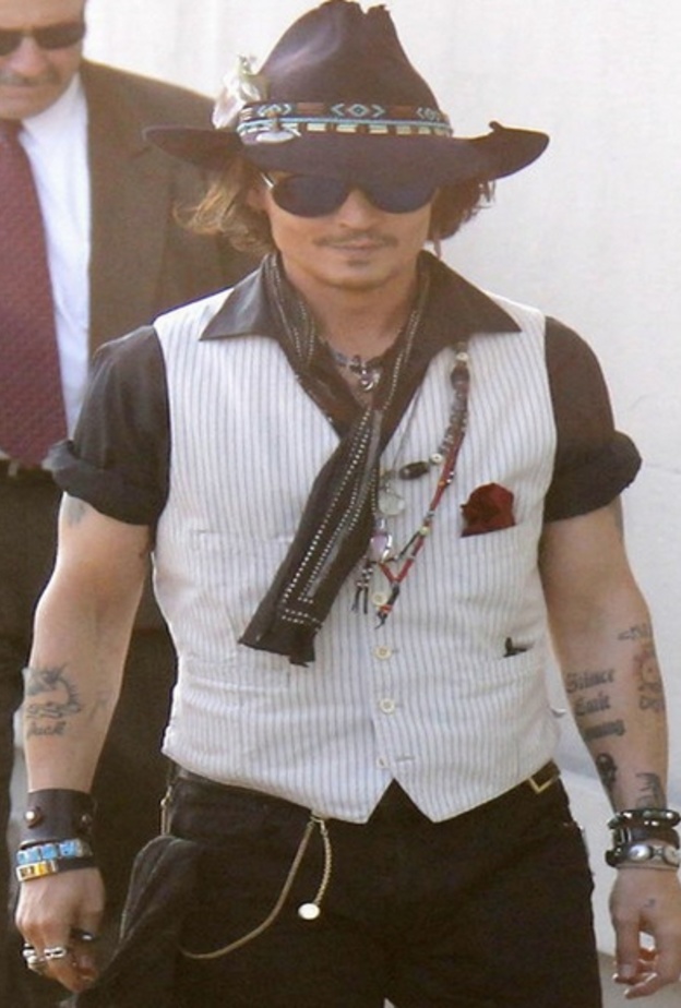 Image iconجوني بجينز وبلايزر 1990