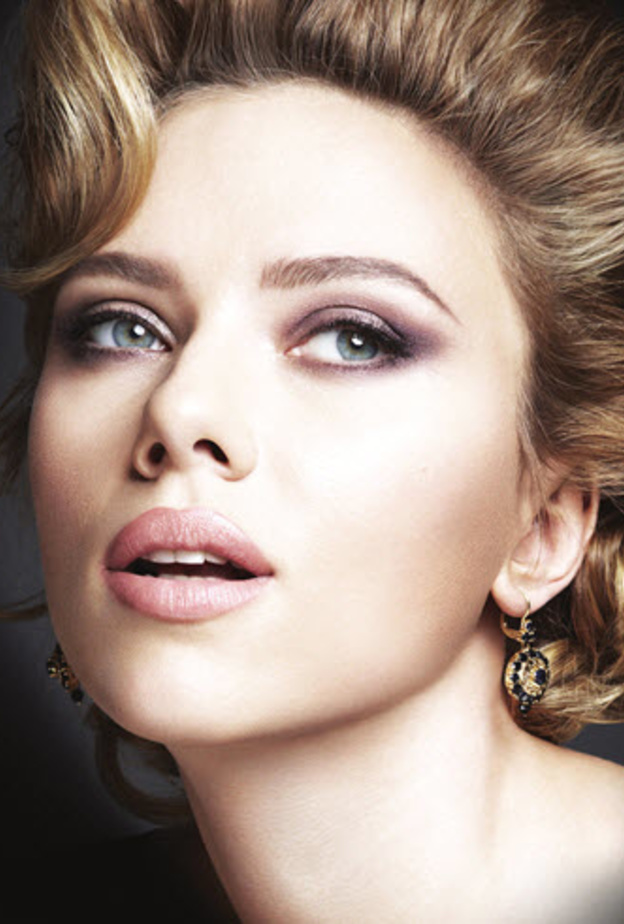 حوار خاص مع النجمة الساحرة Scarlett Johansson 