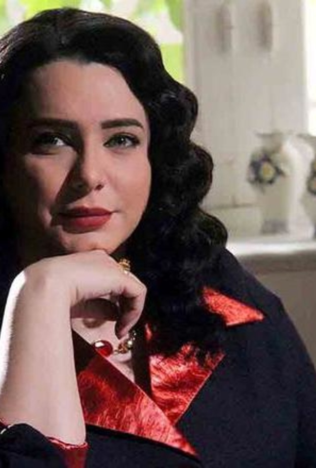 سلاف فواخرجي في درو المحامية جولي