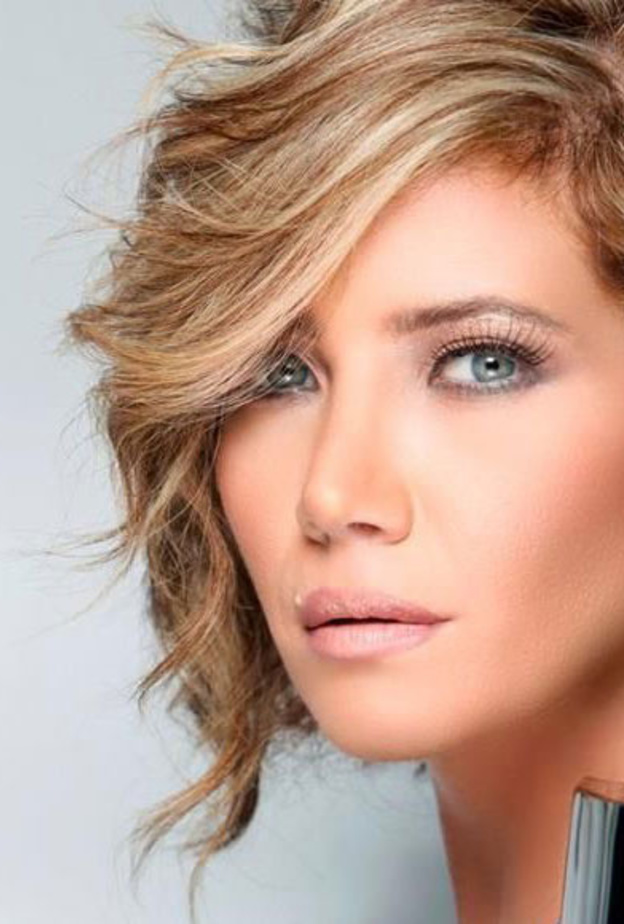 سلافة معمار برفقة قصي خولي خلال مؤتمر مسلسل الشهبندر