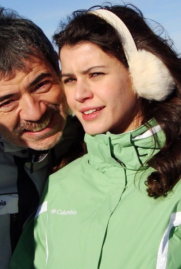 الممثل التركي سلجوق يونتام 