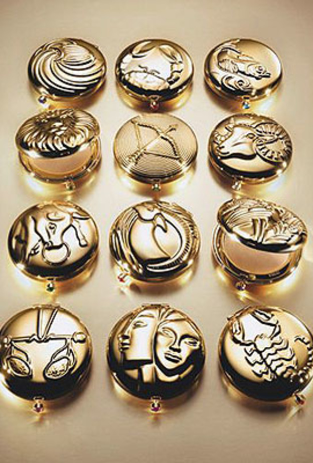 سنعرفك على العطر الذي يناسبك وفقاً لبرجك