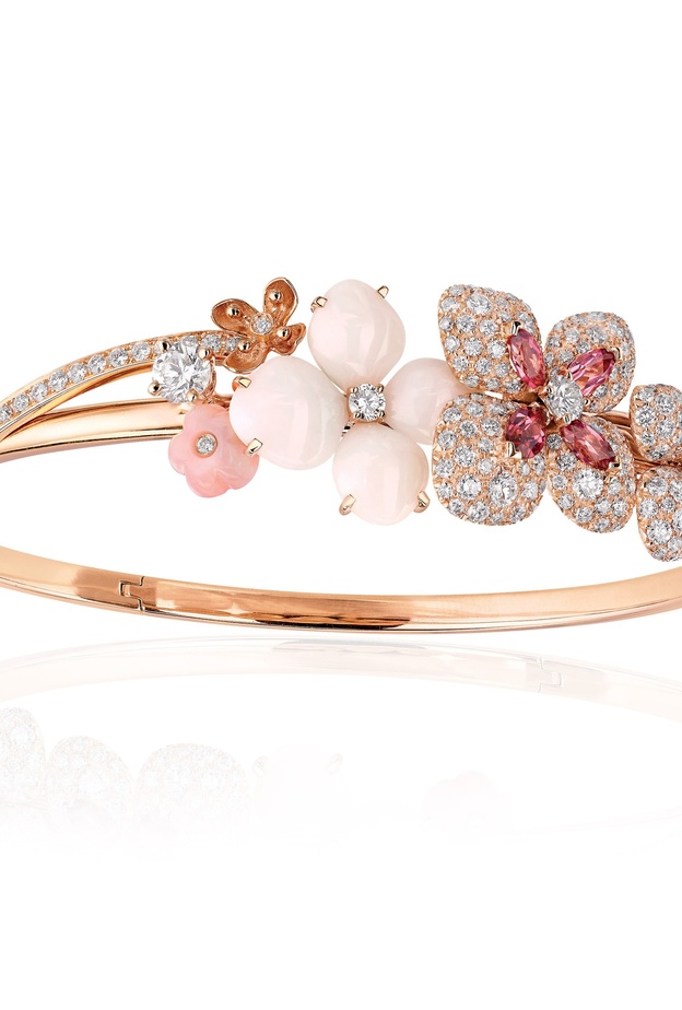 سوار شوميه بتصميم الأزهار الرقيقة