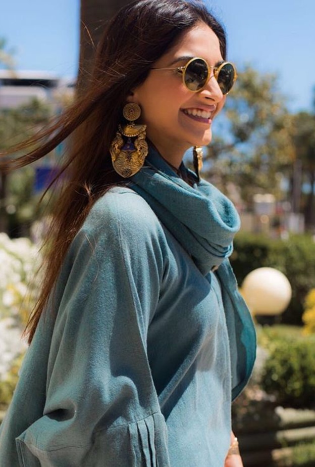 مع مخرجه الفيلم