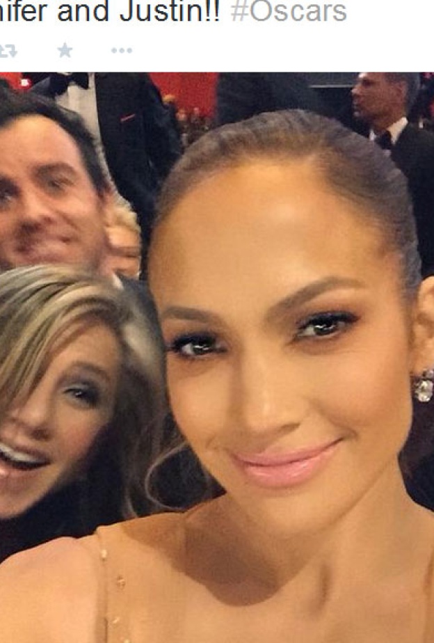 تغريدة ليدى جاجا