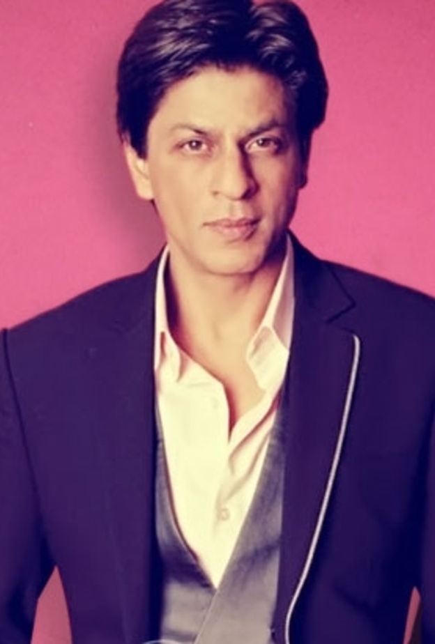 شاروخان يصدر سيرته الذاتية في كتاب