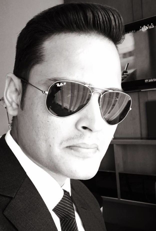 شاهد الحارس الشخصي الأكثر وسامة في بوليوود