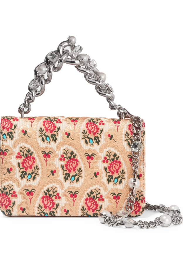 شنطة من ميوميو بسلسلة فضية مزينة باللؤلؤ