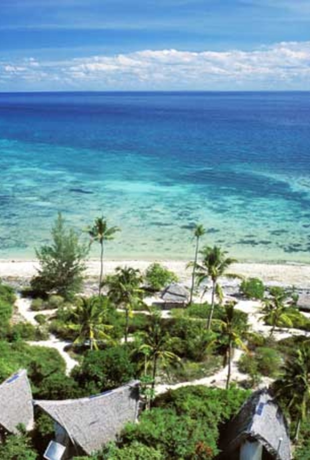 شواطئ لم تمسها يد البشر