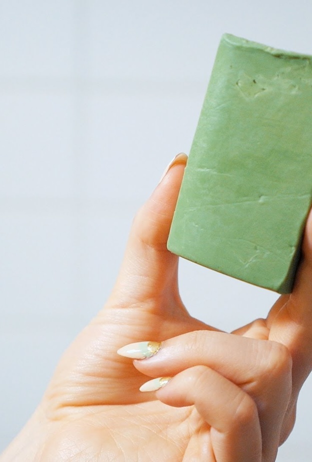 صابونة البقدونس الافضل لجمال بشرتك