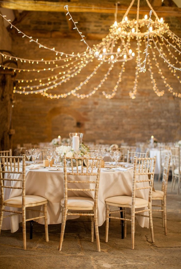 صالات افراح مزينة بالثريا