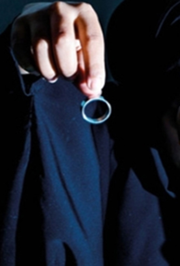 زوجة سعودية تطلب الطلاق بسبب "فارق الطول" 