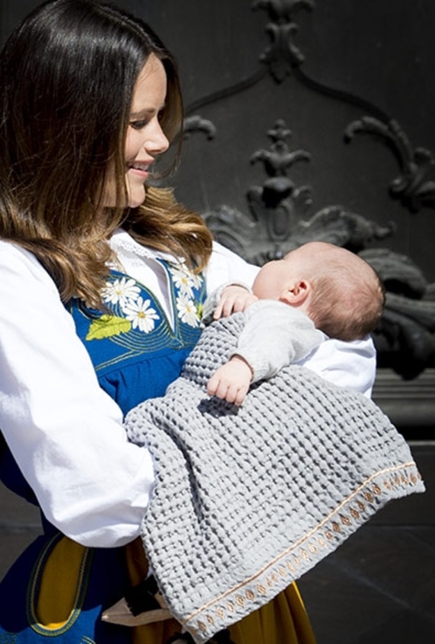 فستان بلون العلم