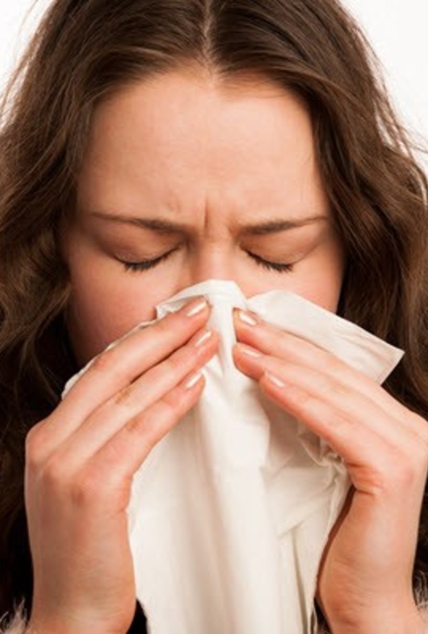 ضرورة حرص مريض الزكام على عدم نقل العدوى لمن حوله