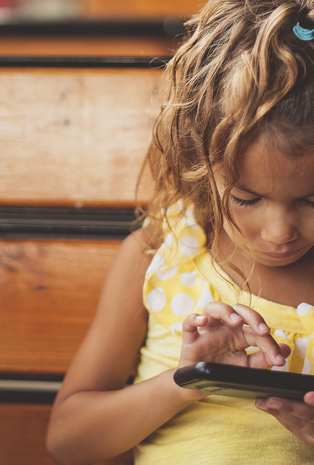 طفلك الإنطوائي قد يكون طبيعي لكن عليك مراقبته أكثر