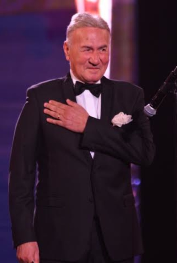 عزت ابو عوف انتهى من مشاهده في "فين قلبي"