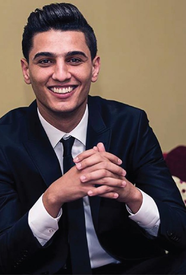 محمد عساف يشارك جمهوره "سيوف العز"