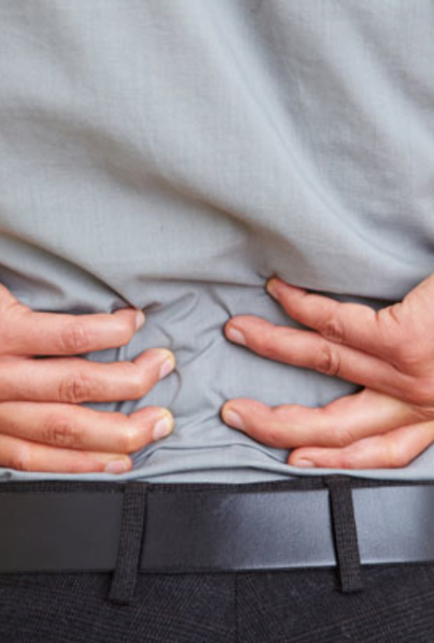 علاج آلام الظهر بالليزر