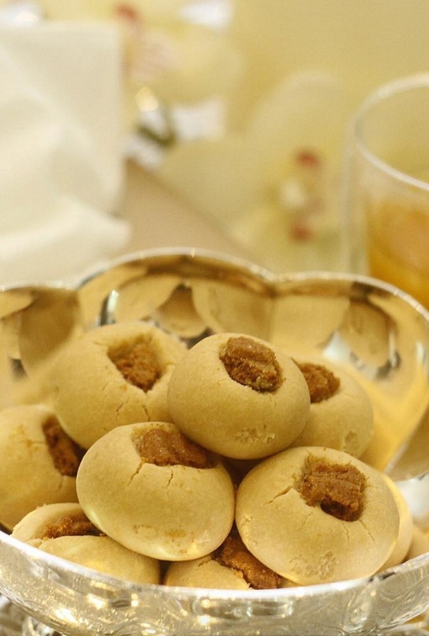 غريبه اللوتس