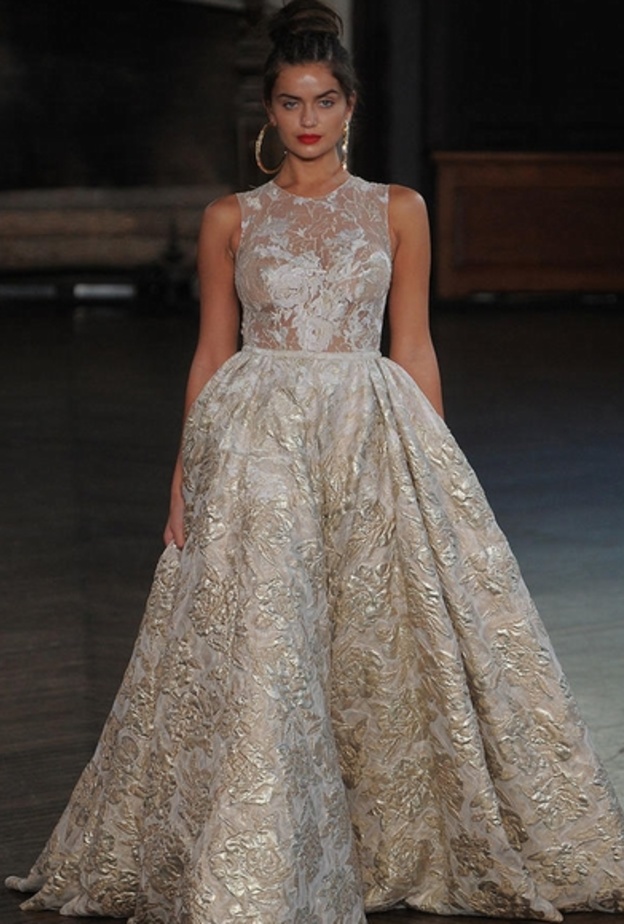 فساتين زفاف بألوان الميتاليك من مجموعة Berta لخريف 2017